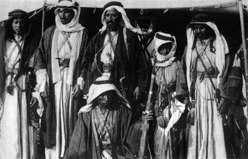 Иллюстрация к книге — Семь столпов мудрости [i_011.jpg]