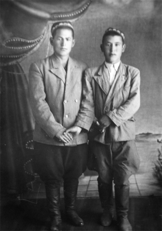 Иллюстрация к книге — Советский кишлак. Между колониализмом и модернизацией [i_069.jpg]