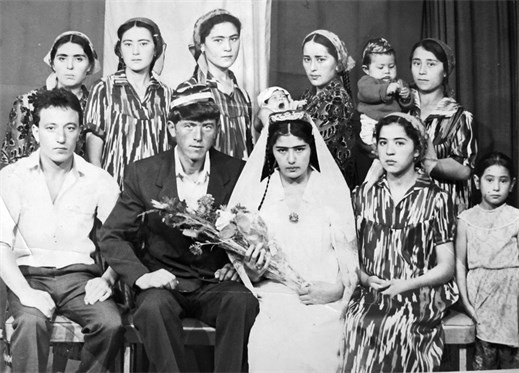 Иллюстрация к книге — Советский кишлак. Между колониализмом и модернизацией [i_071.jpg]