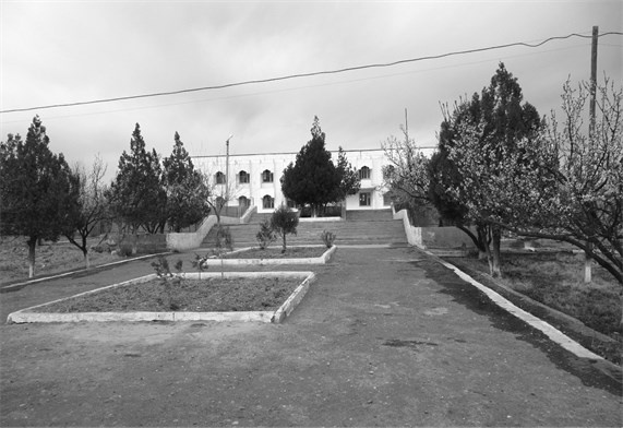 Иллюстрация к книге — Советский кишлак. Между колониализмом и модернизацией [i_122.jpg]