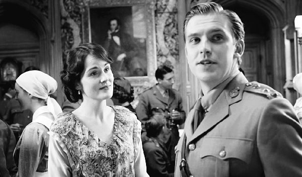 Иллюстрация к книге — Аббатство Даунтон. История гордости и предубеждений [binder1.pdfadobeacrobatpro_page_213_image_0001.jpg]