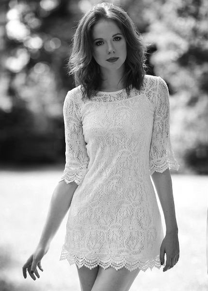 Иллюстрация к книге — Аббатство Даунтон. История гордости и предубеждений [binder1.pdfadobeacrobatpro_page_267_image_0001.jpg]