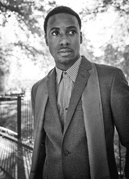 Иллюстрация к книге — Аббатство Даунтон. История гордости и предубеждений [binder1.pdfadobeacrobatpro_page_291_image_0001.jpg]