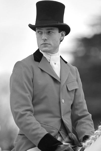 Иллюстрация к книге — Аббатство Даунтон. История гордости и предубеждений [binder1.pdfadobeacrobatpro_page_321_image_0001.jpg]