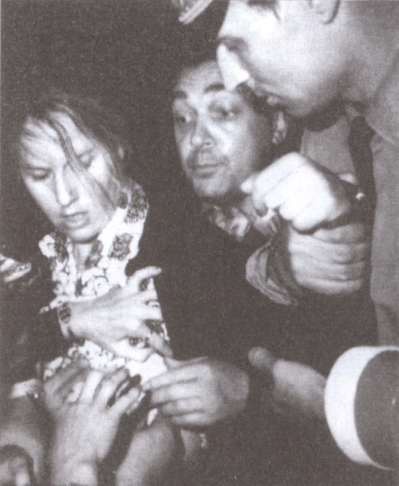 Иллюстрация к книге — Предатели. Войско без знамен [i_007.jpg]