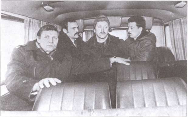 Иллюстрация к книге — Предатели. Войско без знамен [i_029.jpg]