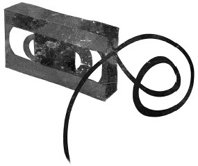 Иллюстрация к книге — Следы [i_014.jpg]