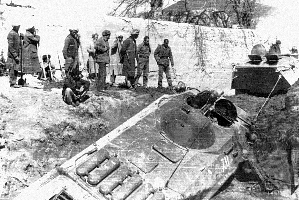 Иллюстрация к книге — Фарьябский дневник [i_016.jpg]