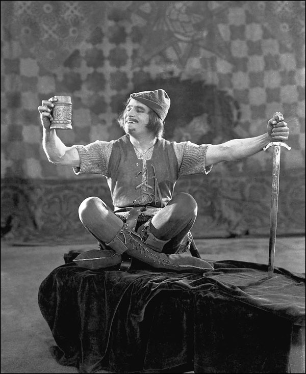 Иллюстрация к книге — Моя жена Любовь Орлова. Переписка на лезвии ножа [_095.jpg]