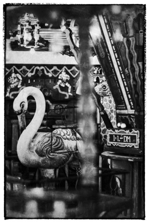 Иллюстрация к книге — Дом темных загадок [i_007.jpg]