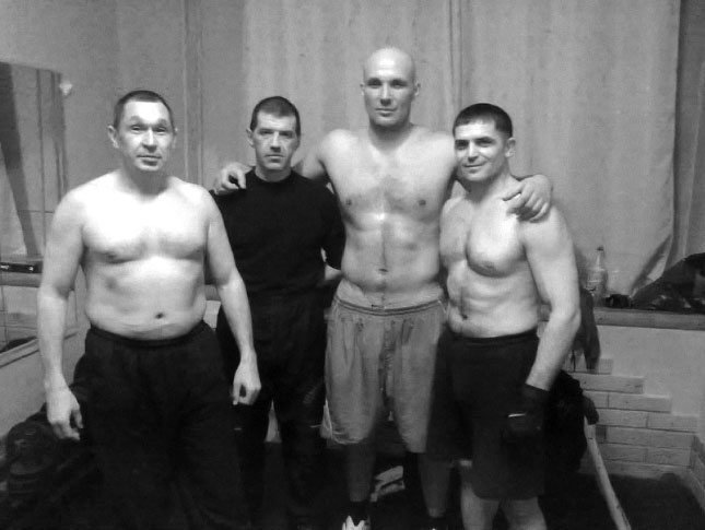 Иллюстрация к книге — Заложник. История менеджера ЮКОСа [_4.jpg]