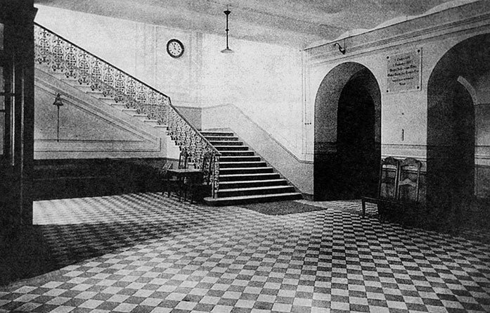 Иллюстрация к книге — Даниил Хармс. Жизнь человека на ветру [i_033.jpg]