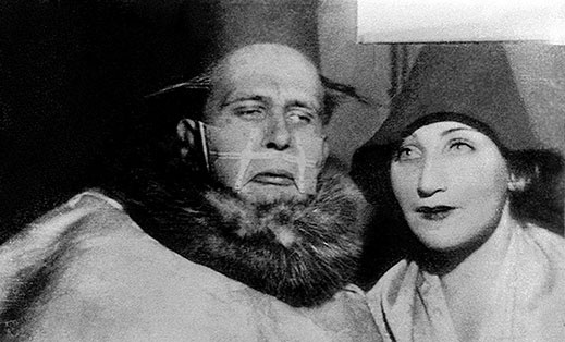 Иллюстрация к книге — Даниил Хармс. Жизнь человека на ветру [i_149.jpg]