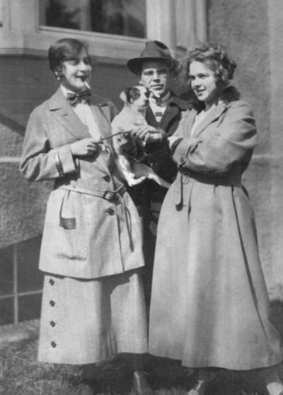 Иллюстрация к книге — Владислав Ходасевич. Чающий и говорящий [i_054.jpg]