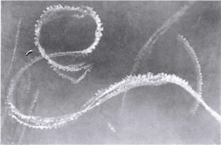 Иллюстрация к книге — Смерч войны [i_014.jpg]