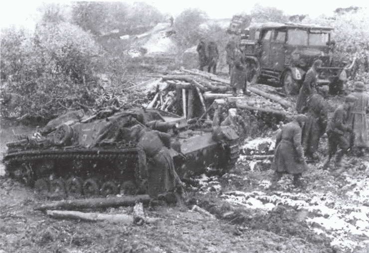 Иллюстрация к книге — Смерч войны [i_018.jpg]