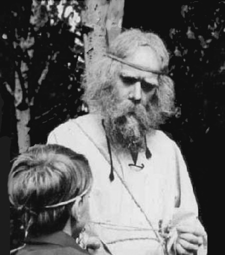 Иллюстрация к книге — Тайны русских волхвов. Чудеса и загадки языческой Руси [i_032.jpg]