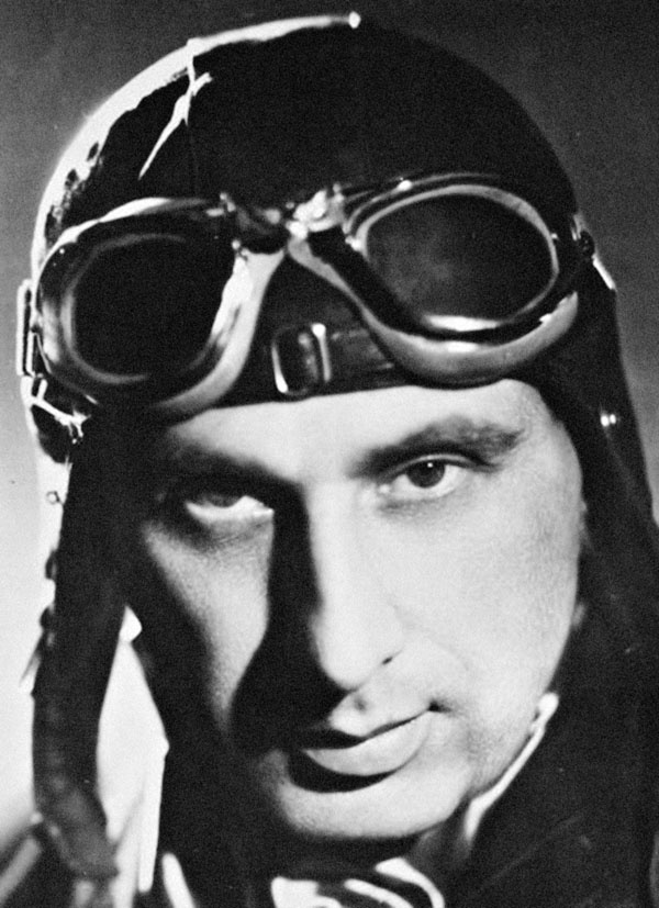 Иллюстрация к книге — Русские крылья Америки. "Громовержцы" Северского и Картвели [_184.jpg]