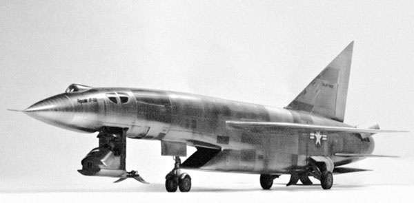 Иллюстрация к книге — Русские крылья Америки. "Громовержцы" Северского и Картвели [_355.jpg]