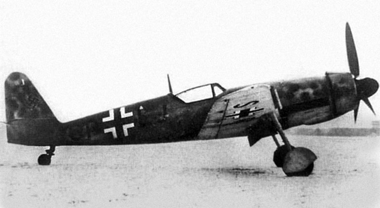 Иллюстрация к книге — Неизвестный Мессершмитт [i_082.jpg]