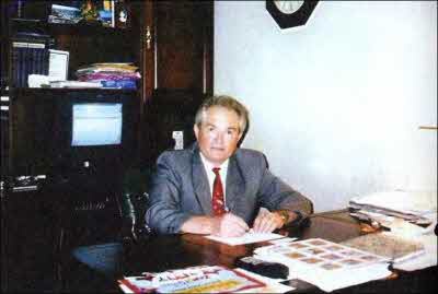 Иллюстрация к книге — Неизвестный Сухой. Годы в секретном КБ [i_009.jpg]