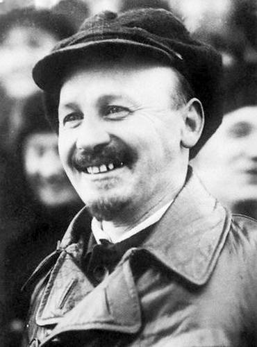 Иллюстрация к книге — Сталин [i_017.jpg]