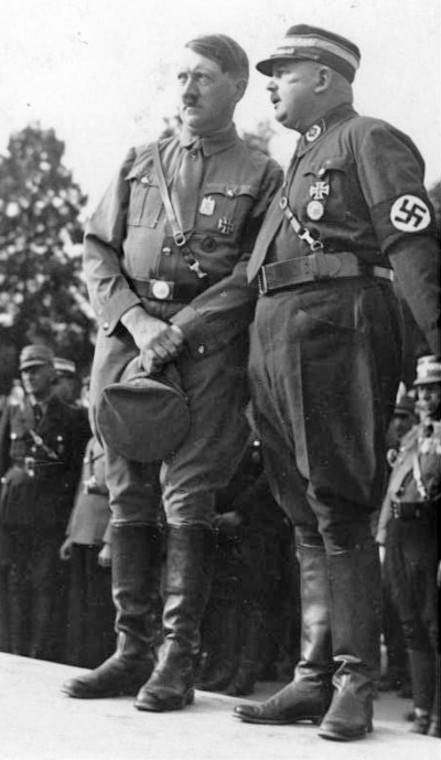 Иллюстрация к книге — Нацистская Германия [i_002.jpg]