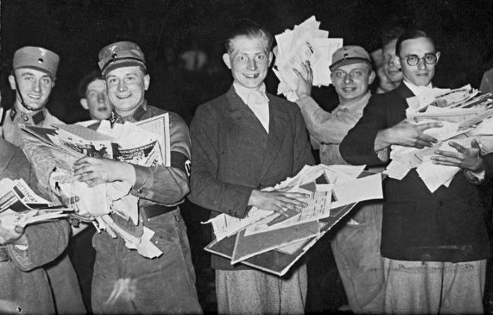 Иллюстрация к книге — Нацистская Германия [i_011.jpg]