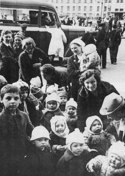 Иллюстрация к книге — Блокада Ленинграда [_05.jpg]