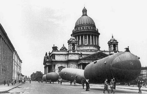 Иллюстрация к книге — Блокада Ленинграда [_09.jpg]