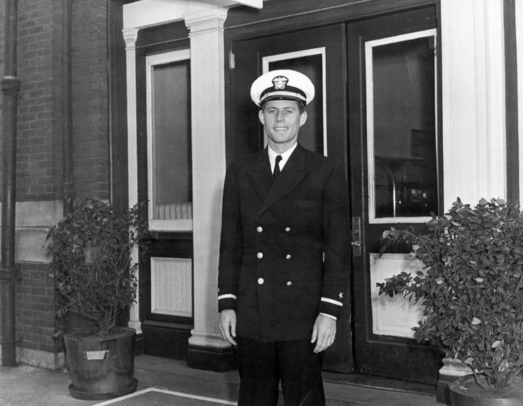 Иллюстрация к книге — Джон Фицджеральд Кеннеди [_07.jpg]