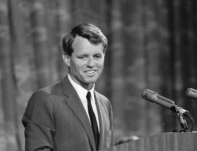 Иллюстрация к книге — Джон Фицджеральд Кеннеди [_12.jpg]