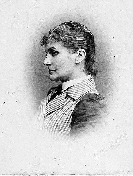 Иллюстрация к книге — Романовы. Запретная любовь в мемуарах фрейлин [i_014.jpg]