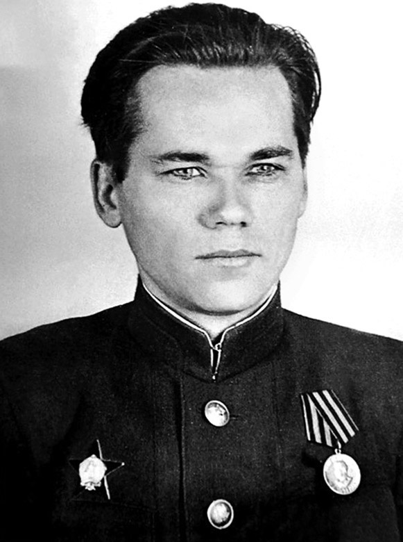 Иллюстрация к книге — Автомат Калашникова. Символ России [kalash_26.jpg]