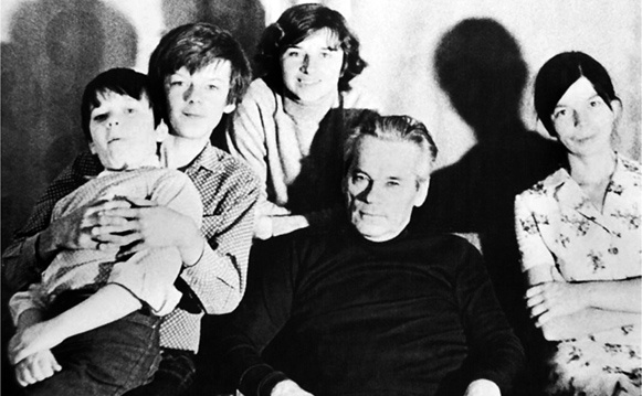 Иллюстрация к книге — Автомат Калашникова. Символ России [kalash_43.jpg]