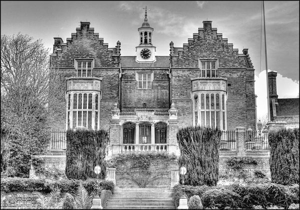 Иллюстрация к книге — Шерлок. На шаг впереди зрителей [_075.jpg]