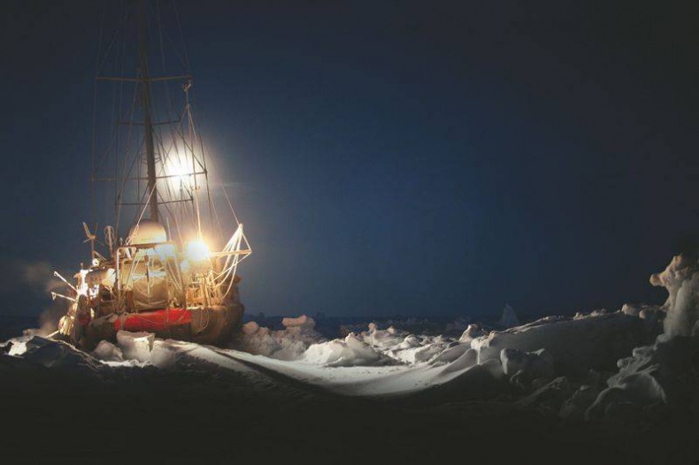 Иллюстрация к книге — 8 полюсов Фредерика Паулсена. Путешествие в мир холода [i_090.jpg]