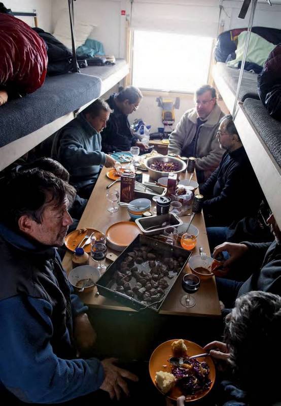 Иллюстрация к книге — 8 полюсов Фредерика Паулсена. Путешествие в мир холода [i_099.jpg]