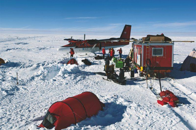 Иллюстрация к книге — 8 полюсов Фредерика Паулсена. Путешествие в мир холода [i_102.jpg]