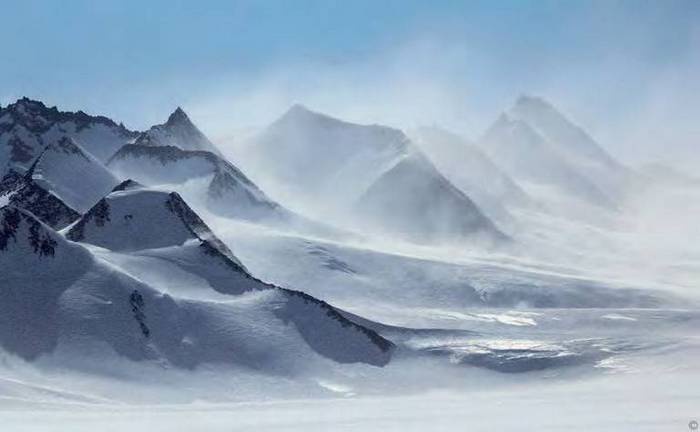 Иллюстрация к книге — 8 полюсов Фредерика Паулсена. Путешествие в мир холода [i_166.jpg]