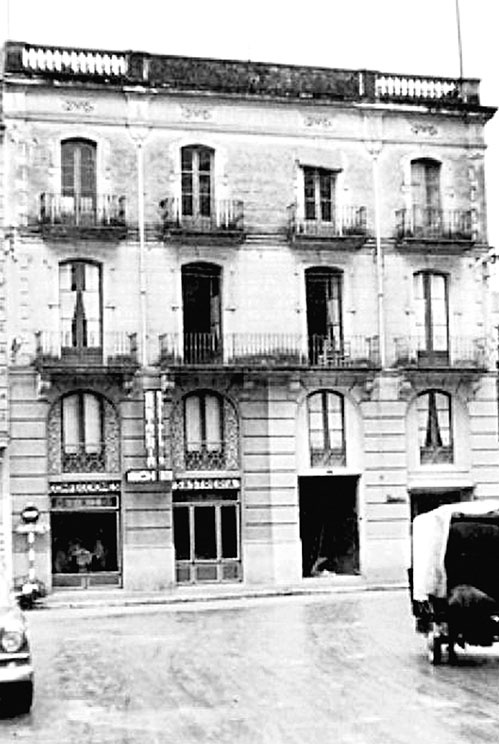 Иллюстрация к книге — Гала и Сальвадор Дали. Любовь на холсте Времени [i_012.jpg]