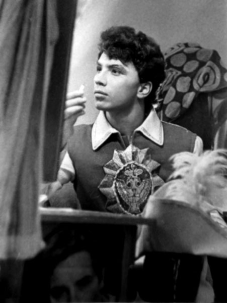 Иллюстрация к книге — Дмитрий Хворостовский. Две женщины и музыка [benua_vorostovskijj_page_030_image_0001.jpg]