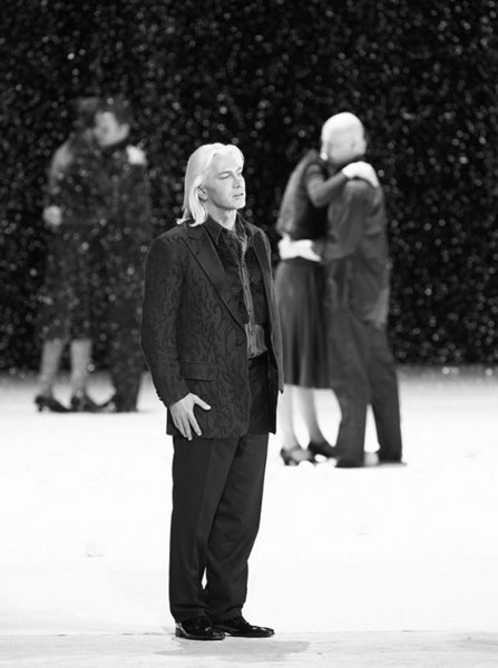 Иллюстрация к книге — Дмитрий Хворостовский. Две женщины и музыка [benua_vorostovskijj_page_132_image_0001.jpg]