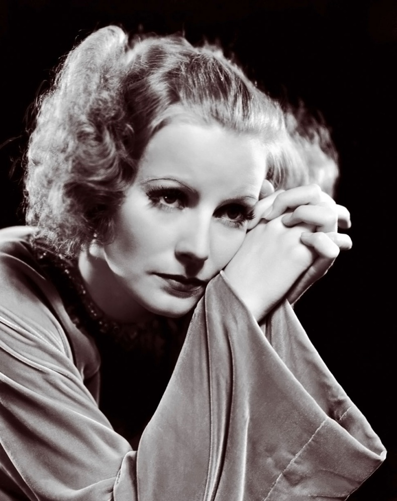 Иллюстрация к книге — Грета Гарбо. Исповедь падшего ангела [i_080.jpg]