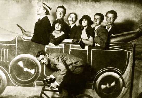 Иллюстрация к книге — Гала. Как сделать гения из Сальвадора Дали [i_032.jpg]