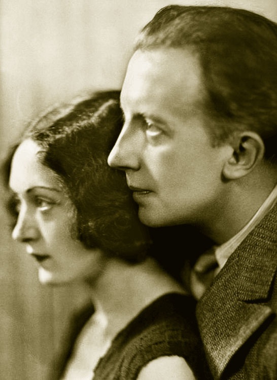 Иллюстрация к книге — Гала. Как сделать гения из Сальвадора Дали [i_122.jpg]