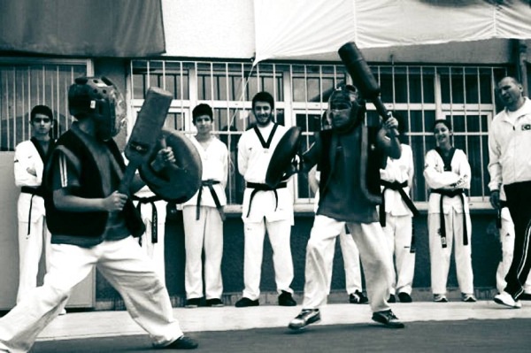 Иллюстрация к книге — Великолепный век. Все тайны знаменитого сериала [i_108.jpg]