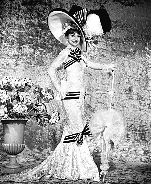 Иллюстрация к книге — Одри Хепберн. Откровения о жизни, грусти и любви [_57.jpg]