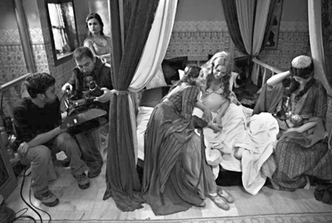 Иллюстрация к книге — Роксолана. Ведьма Османского гарема [i_118.jpg]