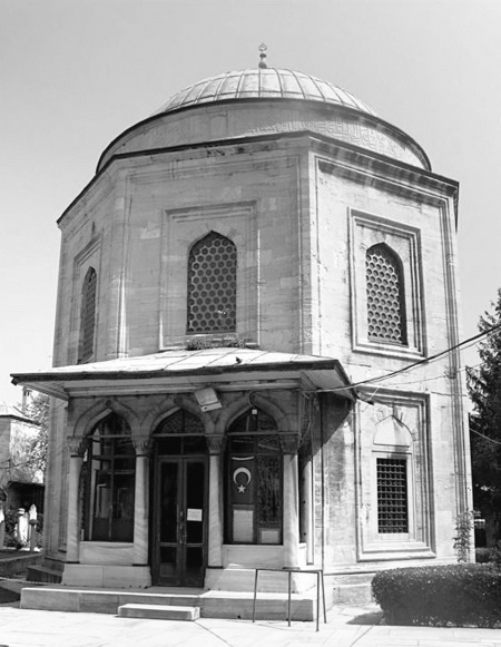 Иллюстрация к книге — Роксолана. Ведьма Османского гарема [i_119.jpg]